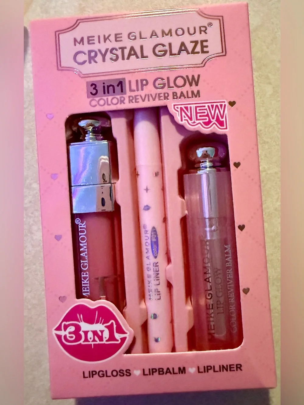Hello Kitty Key Chain Bag Charm Crystal Haze Lip Glow Set